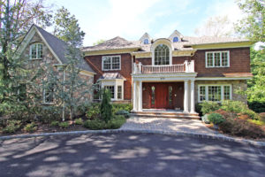 465 Long Hill Drive Front