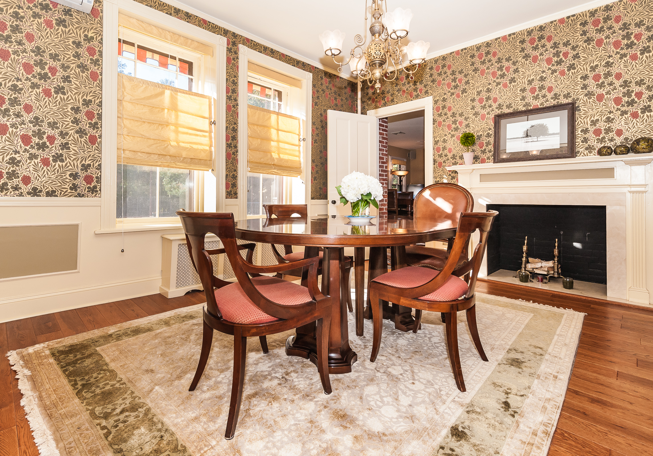 14 – 63 Crescent Place – Dining Room