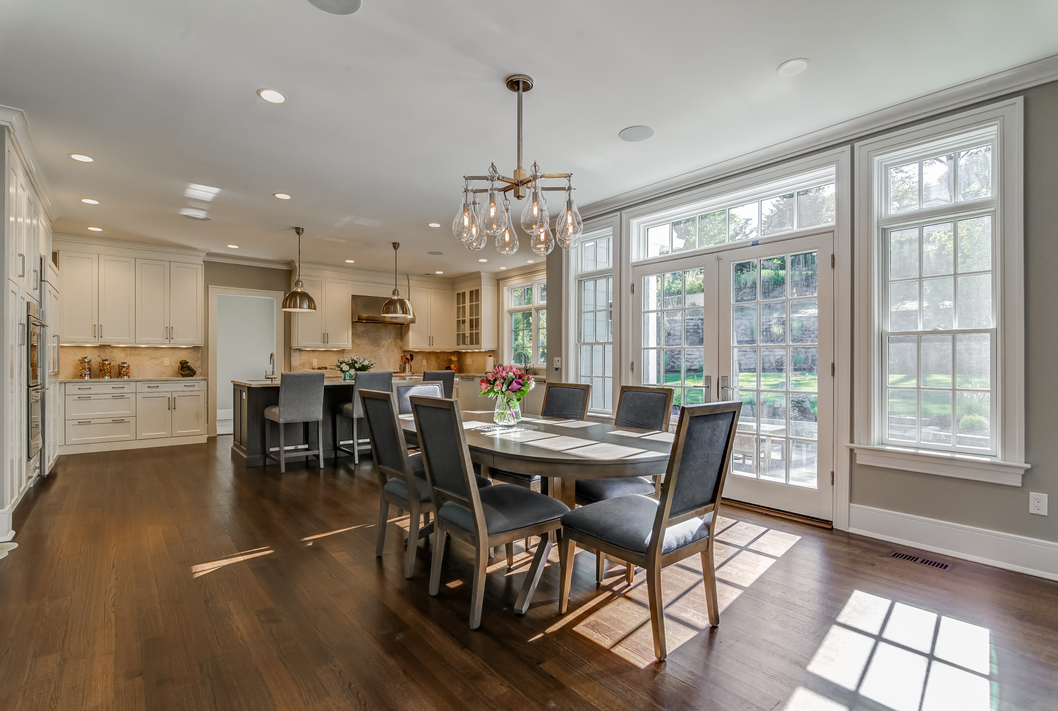 8 – Gourmet Eat-in Kitchen – 20 Troy Drive, Example of Most Recent Project from Builder