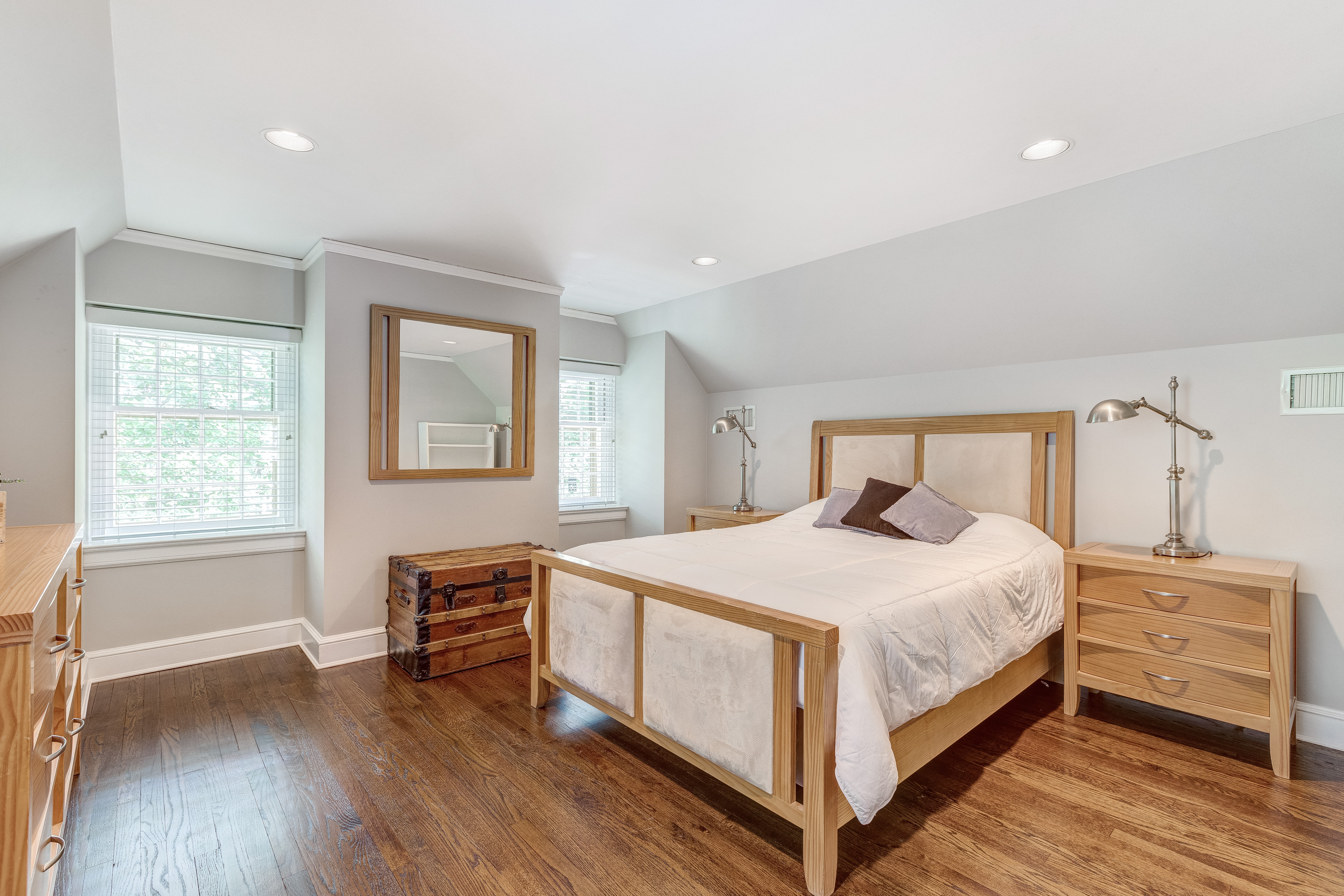 21 – 6 Kimball Circle – Third Level Bedroom