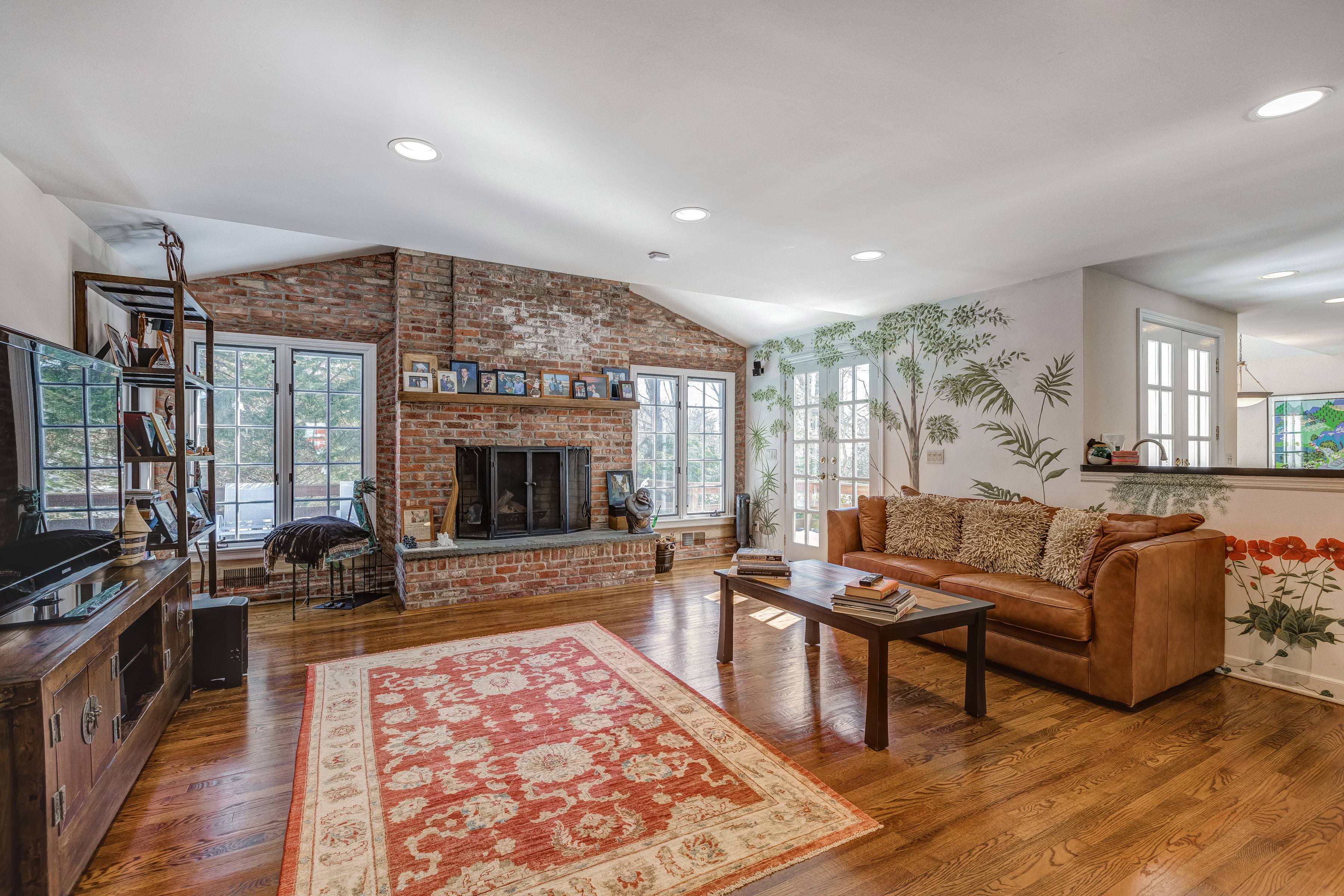 5 – 44 Slope Drive – Family Room
