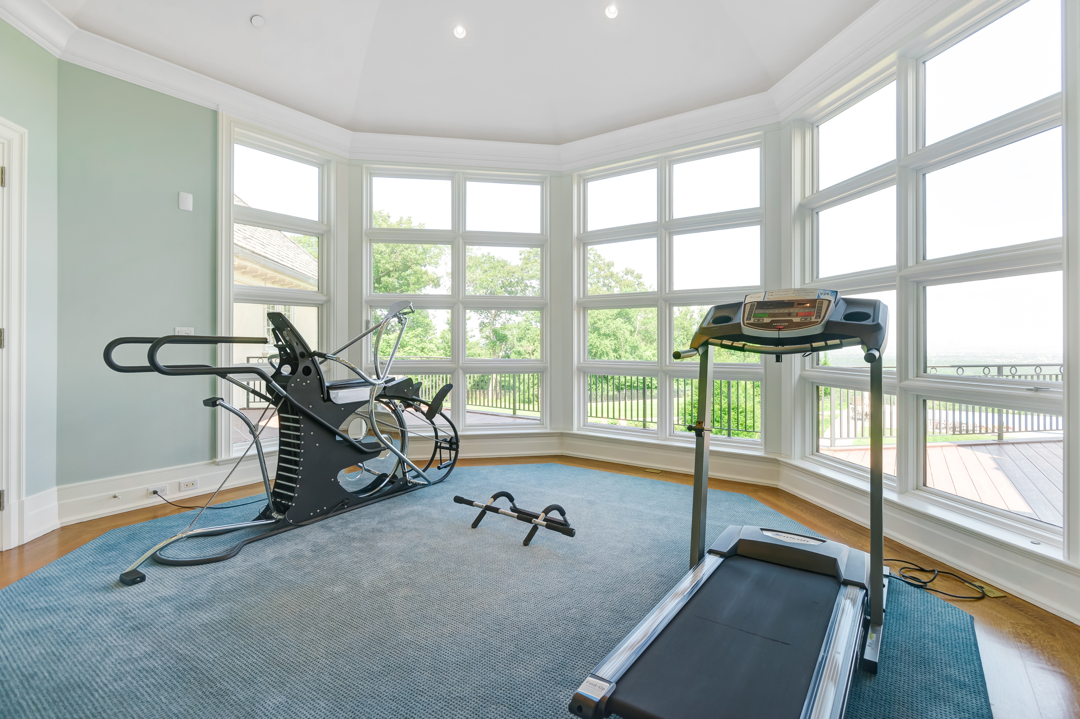 14 – 32 Club Way – Exercise Room