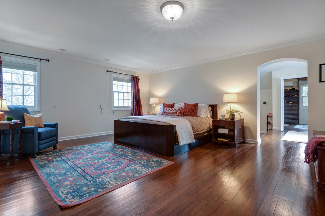 12 – 121 Lawrence Drive – Master Bedroom