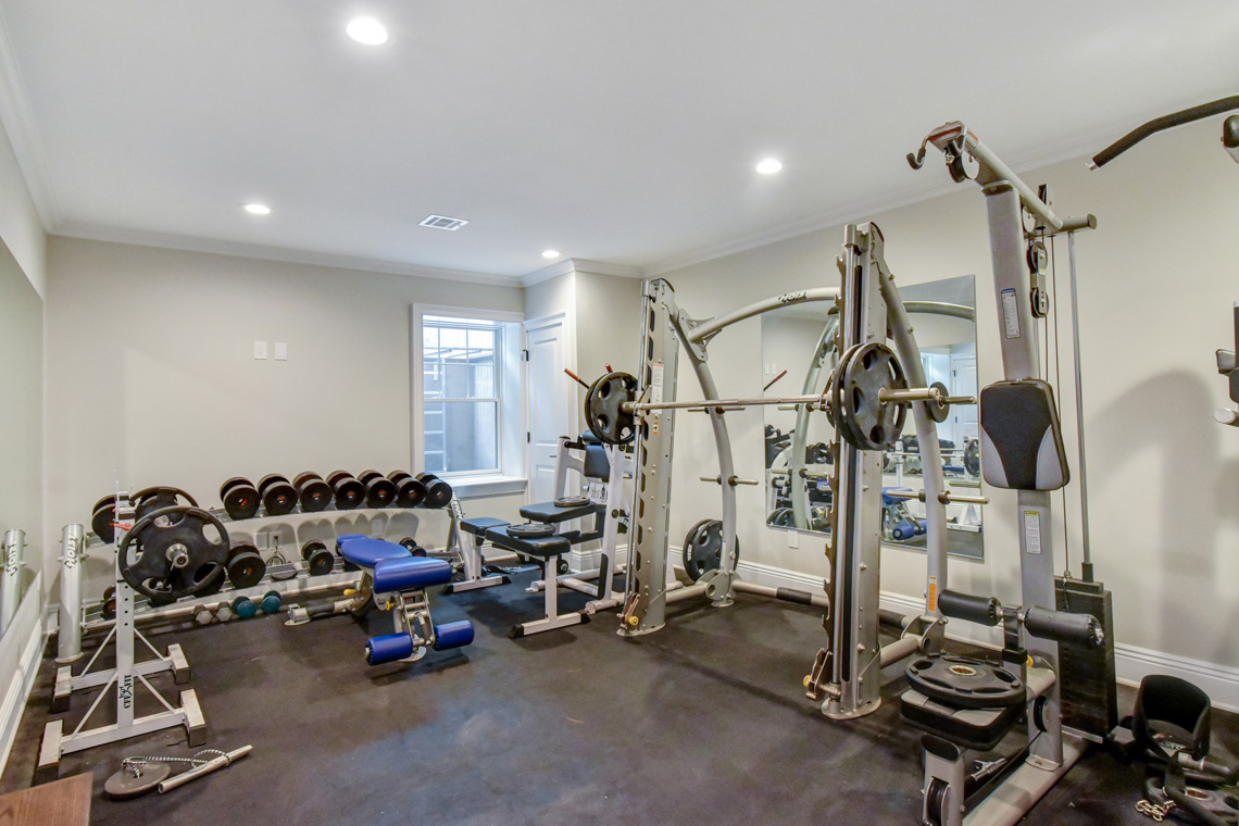 19 – 137 Silver Spring Road – Amazing Home Gym