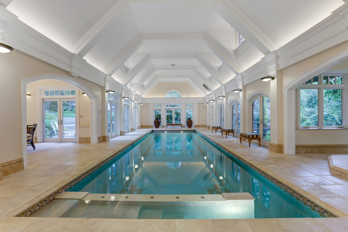 4 – 118 Forest Drive – Stunning Indoor Pool