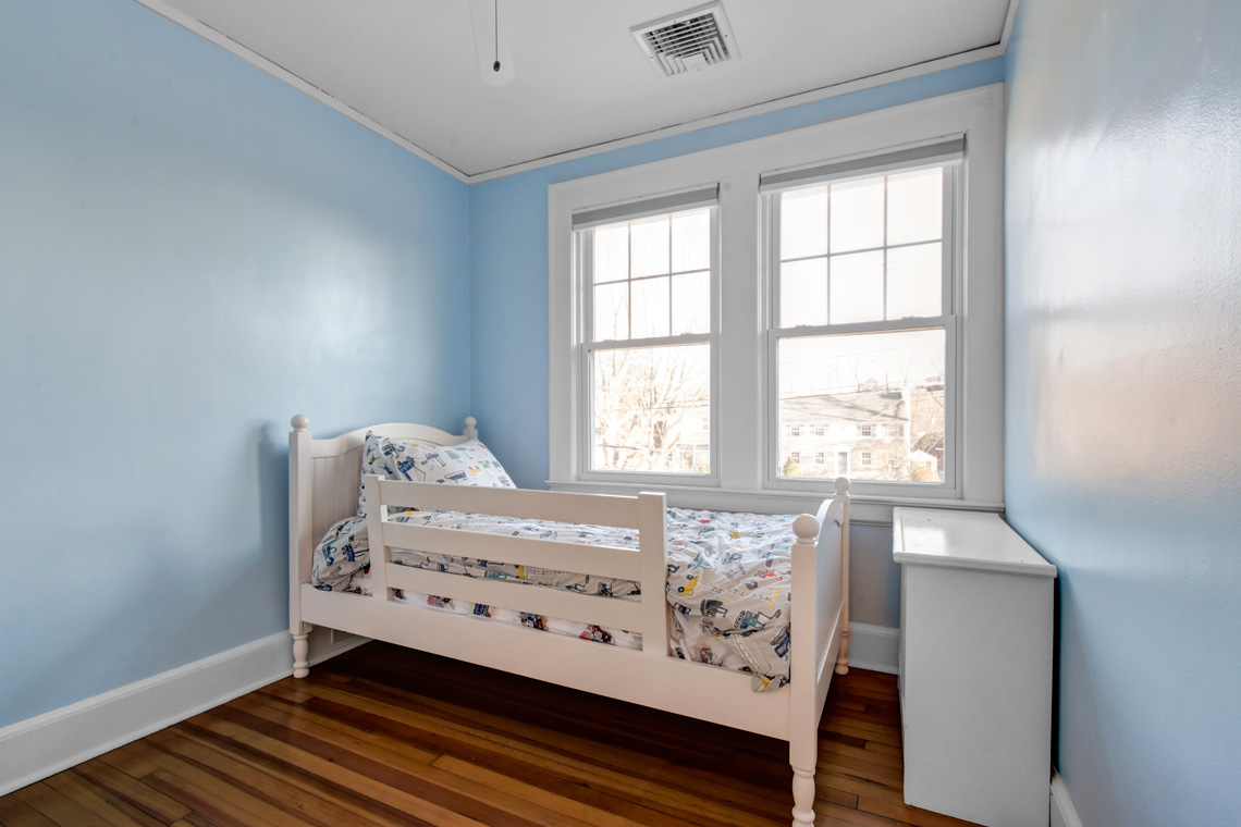 18 – 45 Parkview Drive – Bedroom