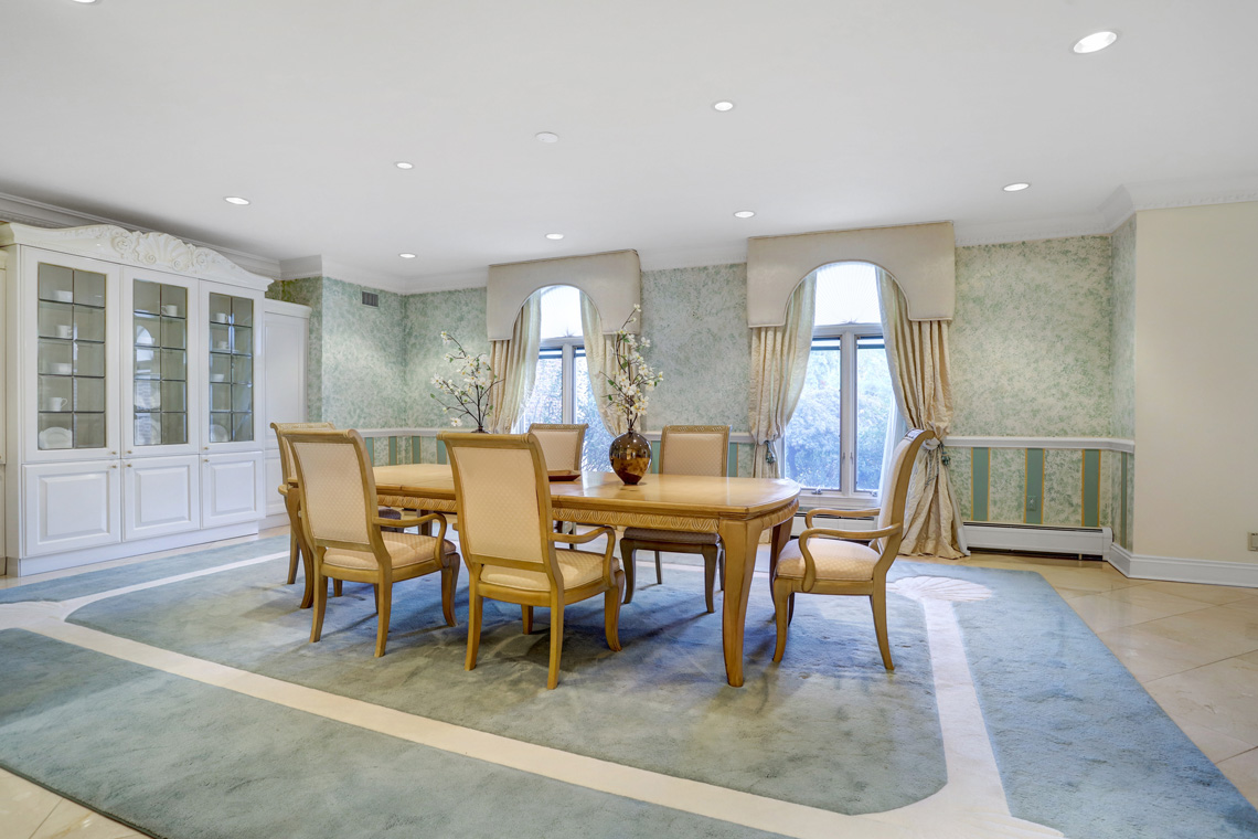 9 – 5 Pine Valley Way – Dining Room